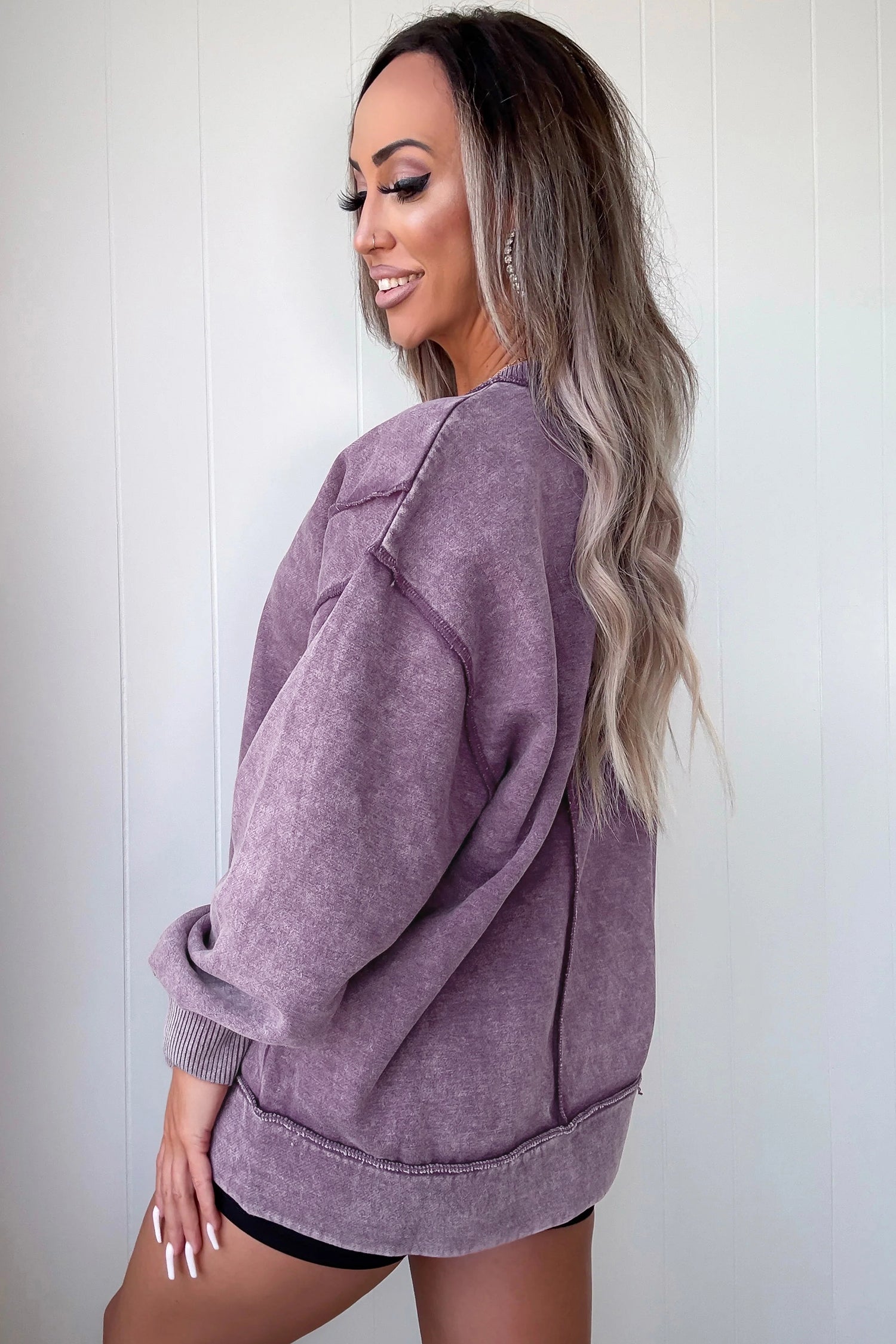 Red Sandalwood Mineral Wash Exposed Seam Side Slit Sweatshirt