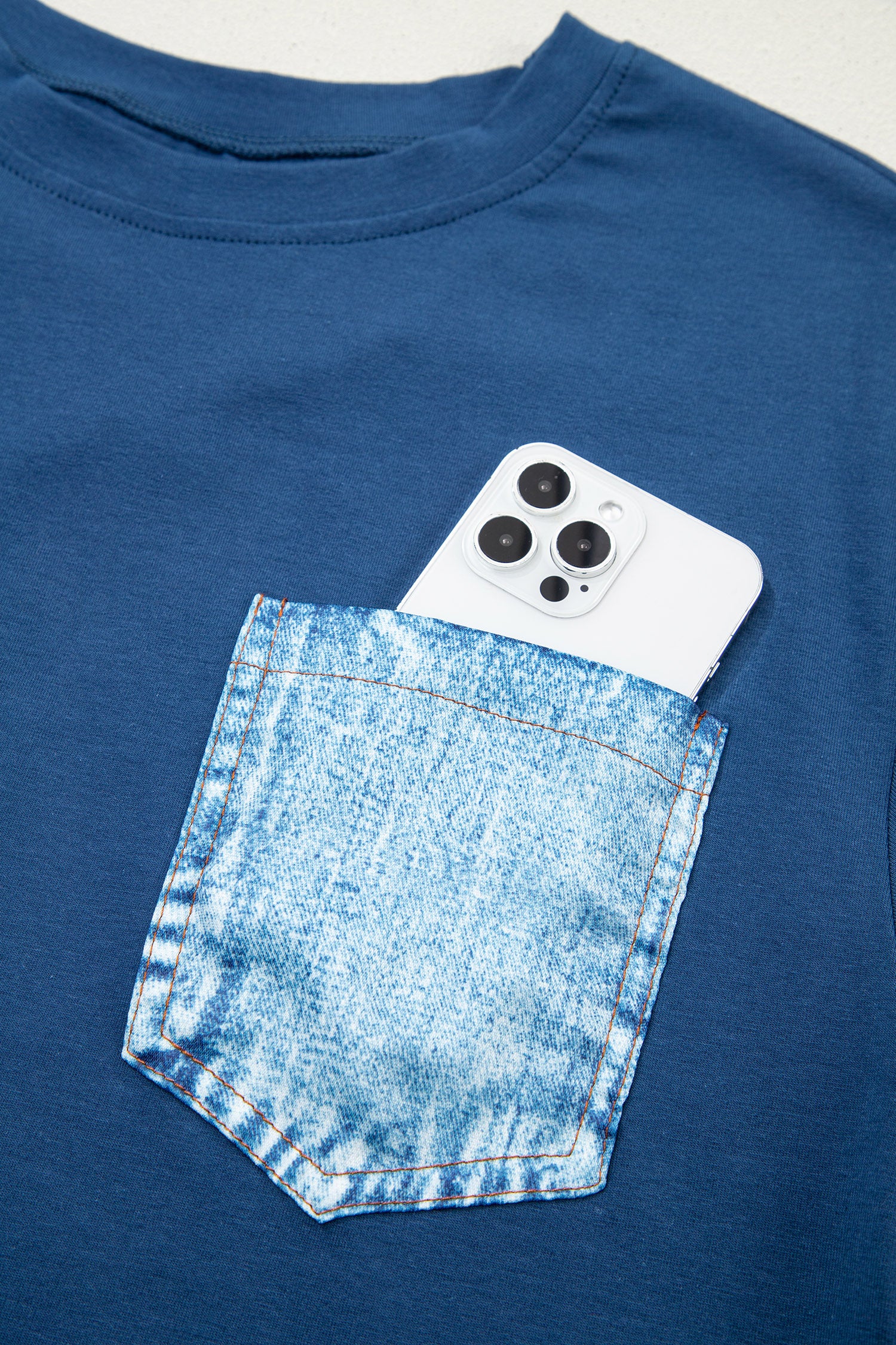 White Color Block Chest Pocket Patched Casual Short Sleeve Top