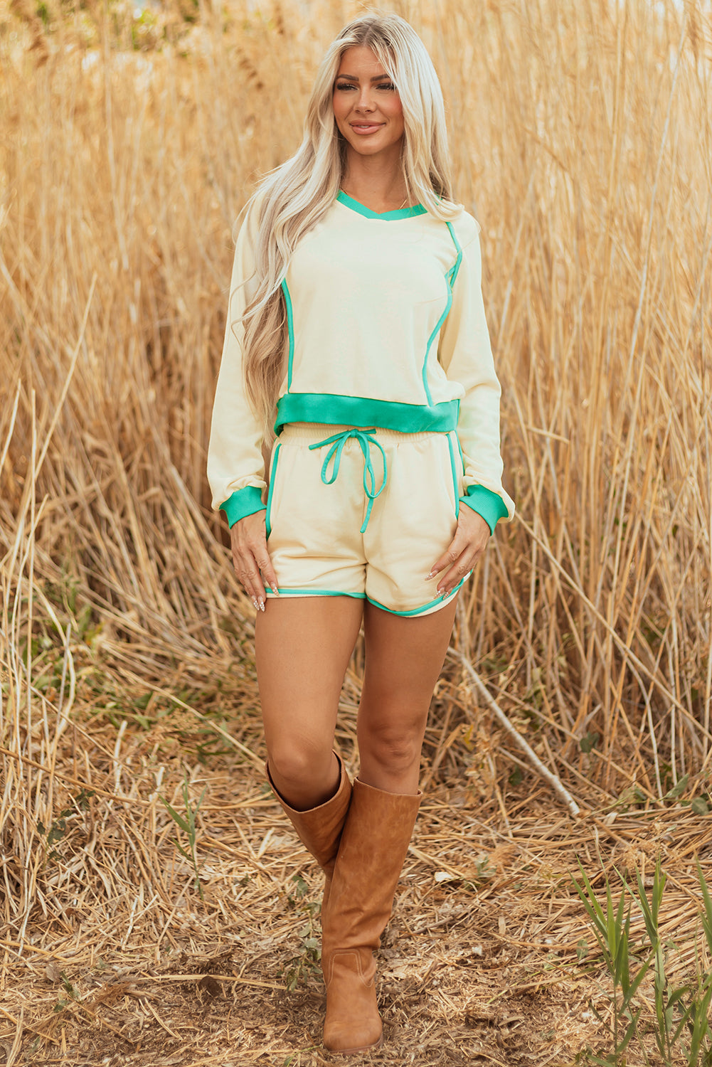 White Contrast Trim Colorblock Long Sleeve Pullover and Drawstring Shorts 2pcs Outfit
