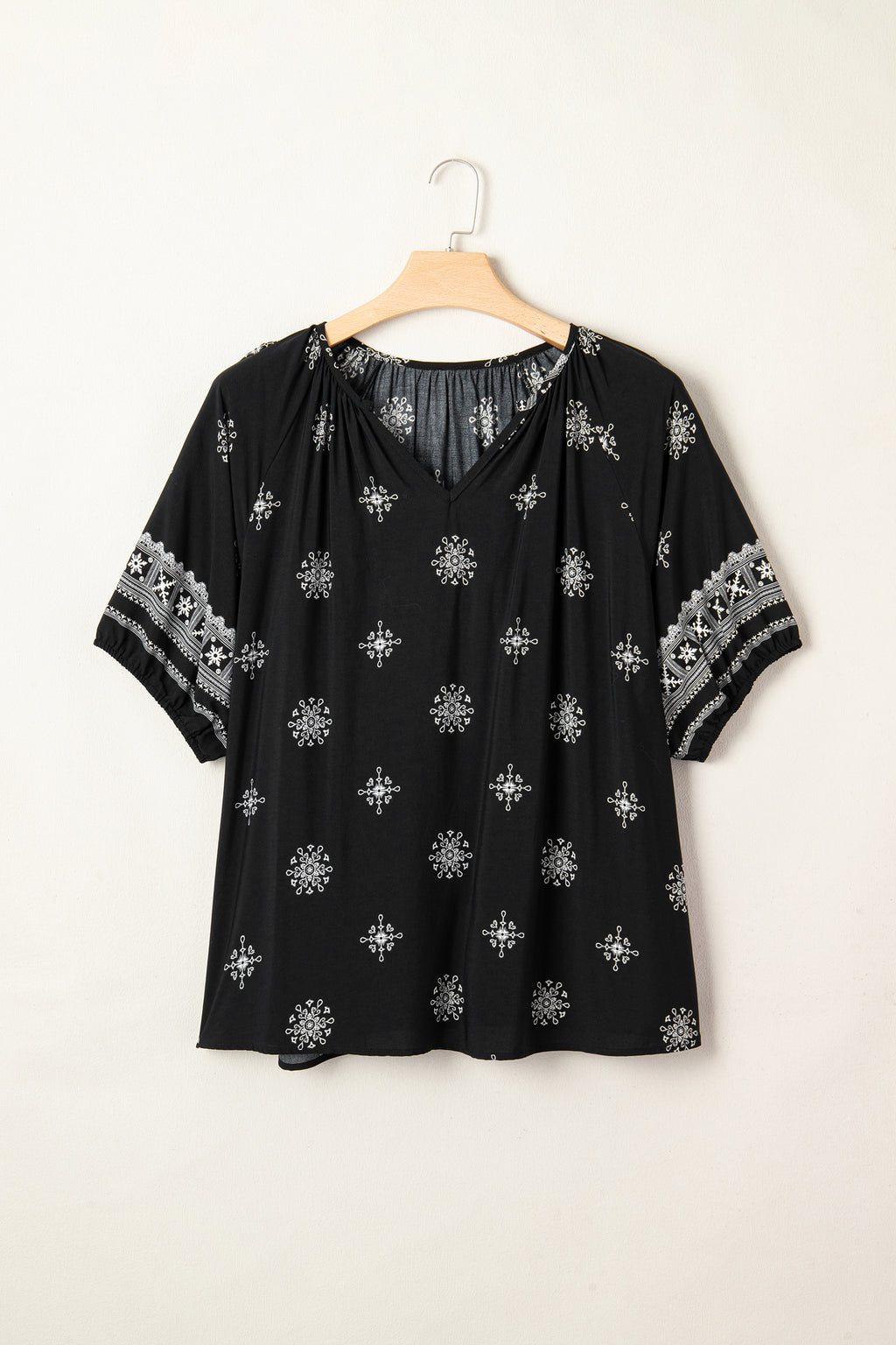 Green Boho Chic Notched V Neck Plus Floral Short Sleeve Top