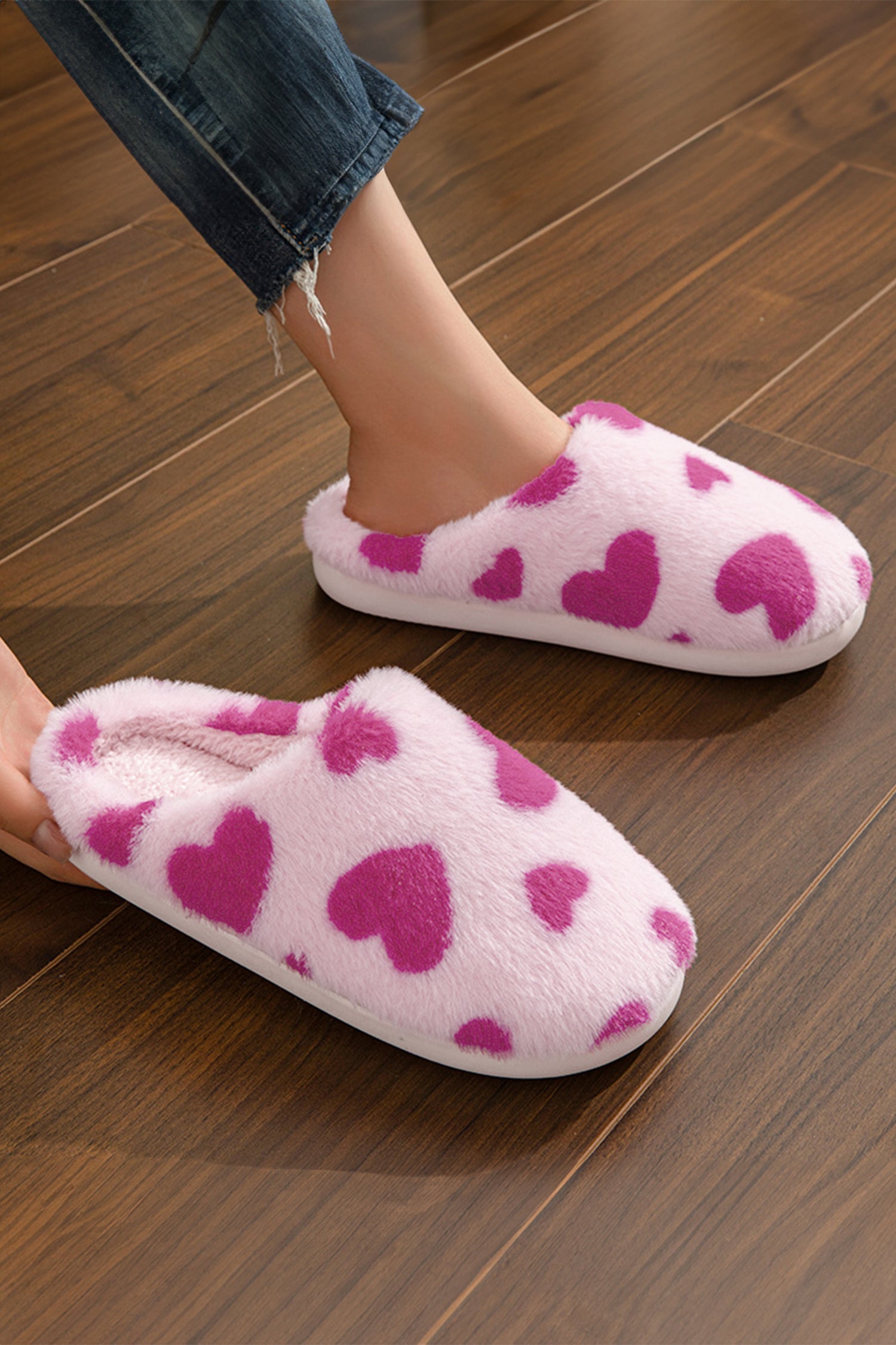 Fiery Red Heart Shape Fuzzy Slippers
