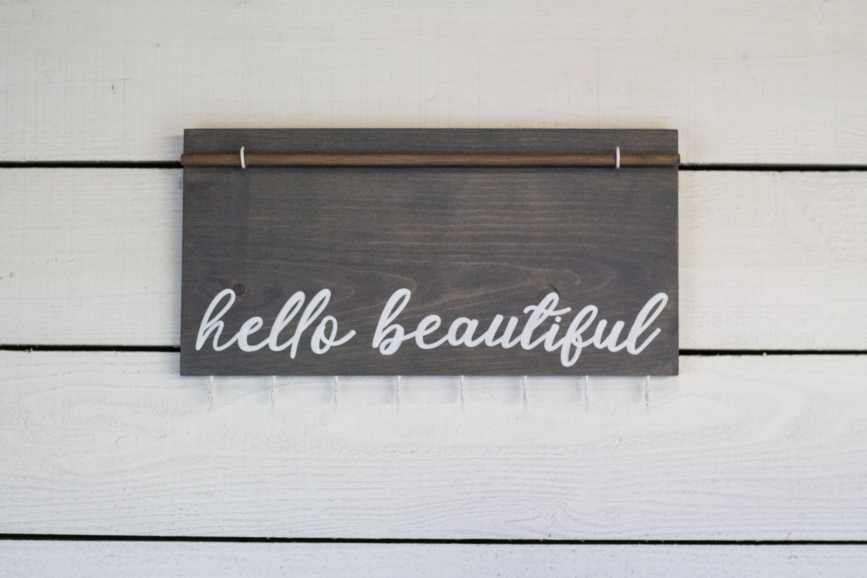 hello beautiful hanging jewelry display-3